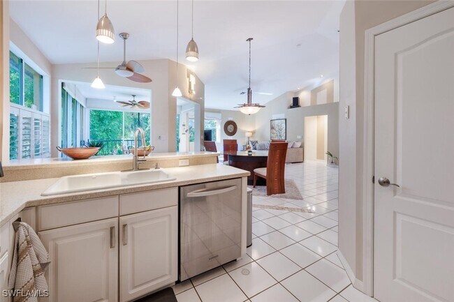 Building Photo - 15260 Cedarwood Ln
