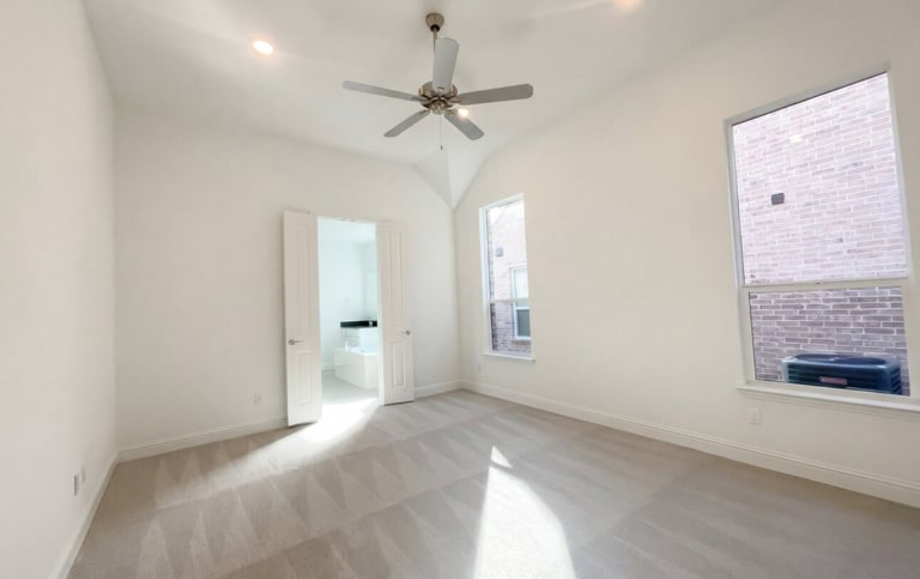 Building Photo - 8642 Steiger Trl