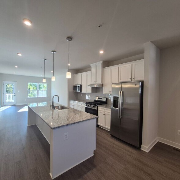 Building Photo - 961 Swilken Bridge Rd