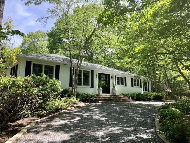 Building Photo - 138 Old House Landing Rd