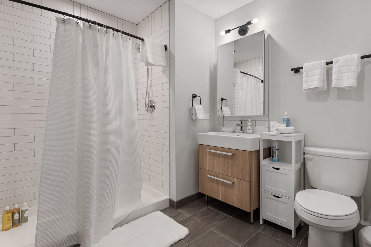 Building Photo - 29 S LaSalle St