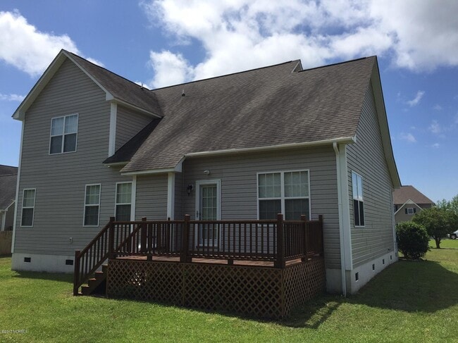 Building Photo - 701 Mandolin Ln