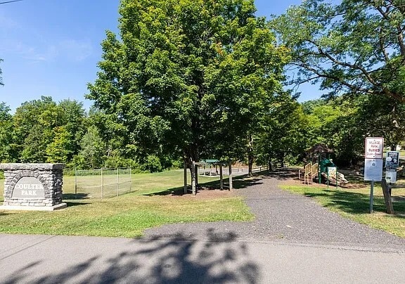 Building Photo - 115 Margo Ln