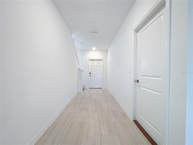 Building Photo - 17498 Happytrails St