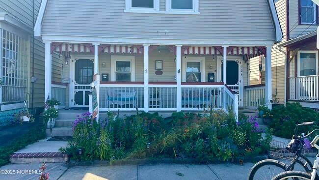 Primary Photo - 124 Broadway