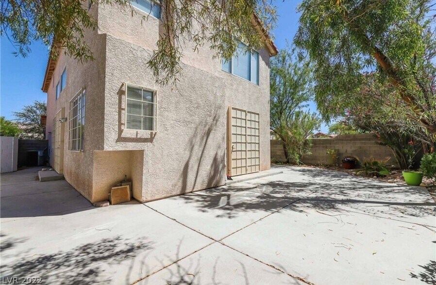 Building Photo - 1701 Park Mesa Ln