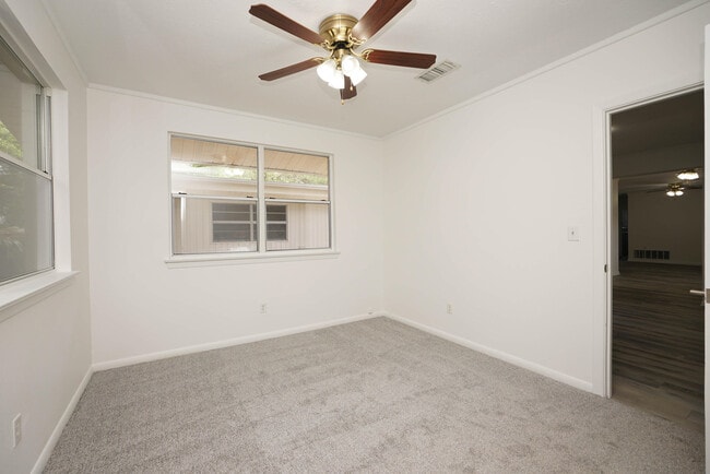 Building Photo - 62 Meigs Dr