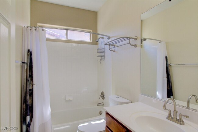 Building Photo - 8925 Monte Oro Dr