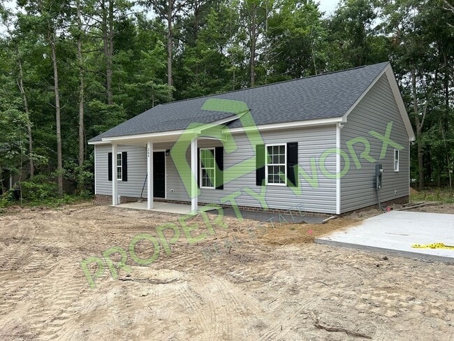Building Photo - 3 Bedroom Home, Nashville