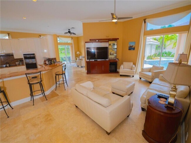 Building Photo - 20107 Ocean Key Dr