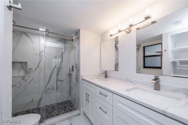 Building Photo - 17458 Blueberry Hill Dr