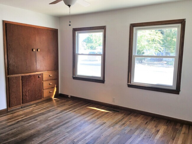 Building Photo - Affordable 3 bd, 2 bath home in the heart ...