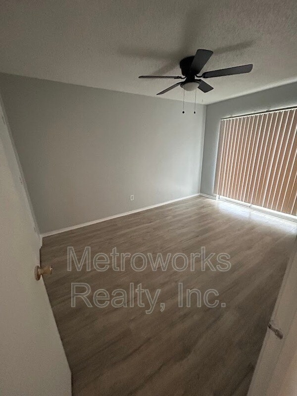 Building Photo - 109 Pine Meadow Dr