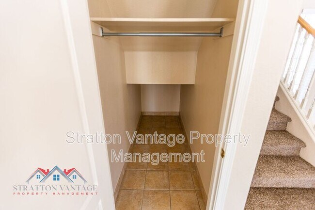 Building Photo - 12721 W Almeria Rd