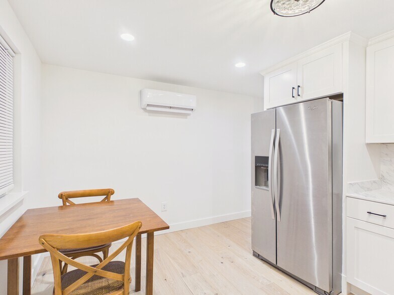 Building Photo - 3126 N 2nd St