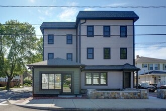 Building Photo - 369 Grant St