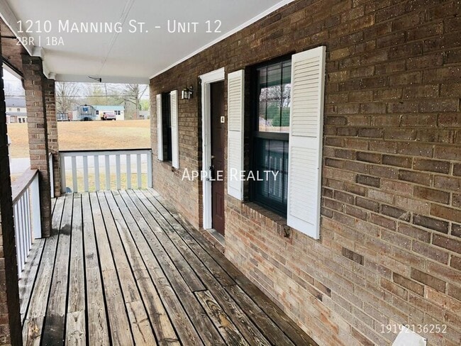 Building Photo - 1210 Manning St