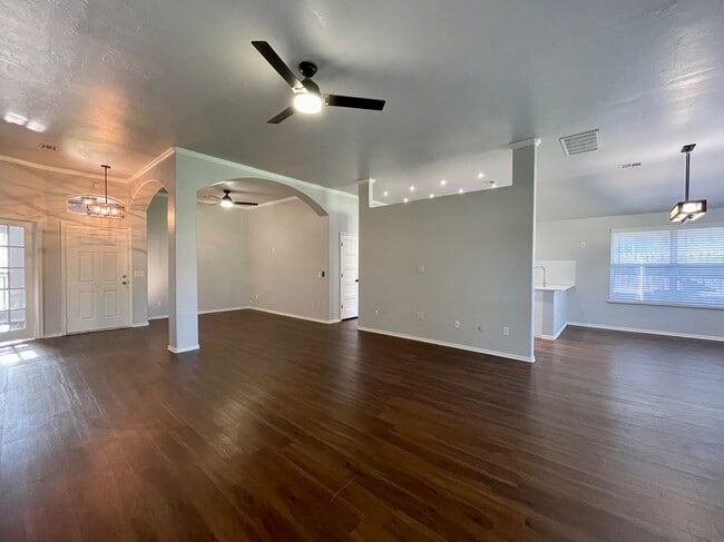 Building Photo - 13004 Chadbrooke Pl