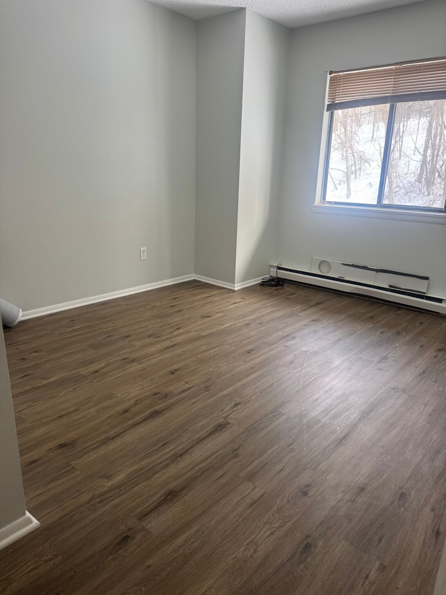 Building Photo - 3108 Chelsea Cv S