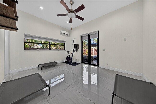 Building Photo - 2211 St