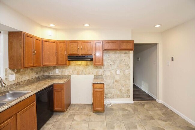 Building Photo - 7 Nordell Ct., Black Jack, MO 63033