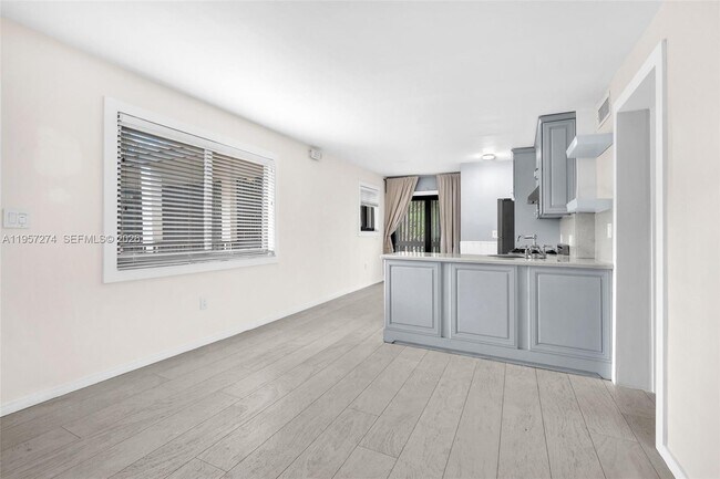 Building Photo - 3265 Virginia St