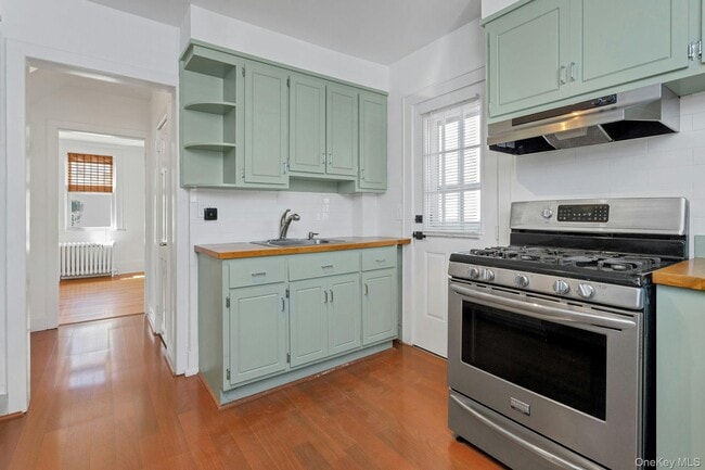 Building Photo - 55 N High St