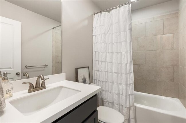 Building Photo - 1603 Glenivy