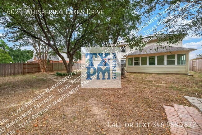 Building Photo - 6021 Whispering Lakes Dr