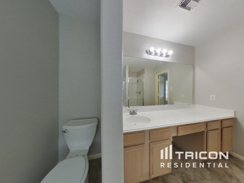 Building Photo - 6823 Highwind Bend Ln