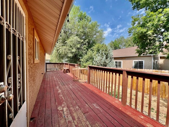 Building Photo - Single Family Home in Silt for Rent