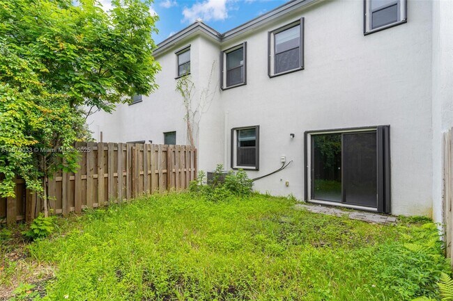 Building Photo - 28716 SW 134th Ct