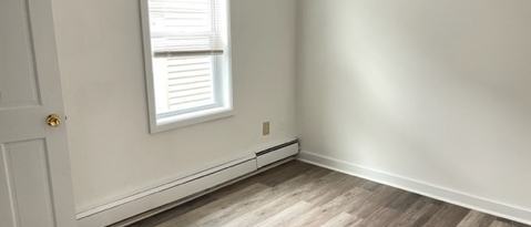 Building Photo - 28 Wyman St