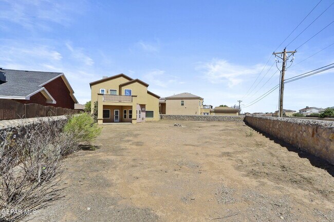 Building Photo - 5500 Jim Castaneda Dr