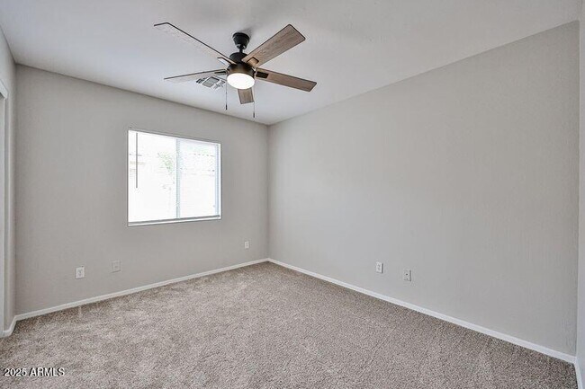 Building Photo - 22664 W Solano Dr