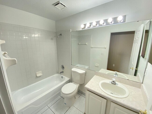 Building Photo - 3310 Crystal Creek Blvd