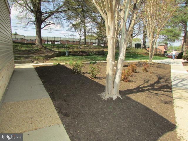 Building Photo - 6310 Hil-Mar Dr