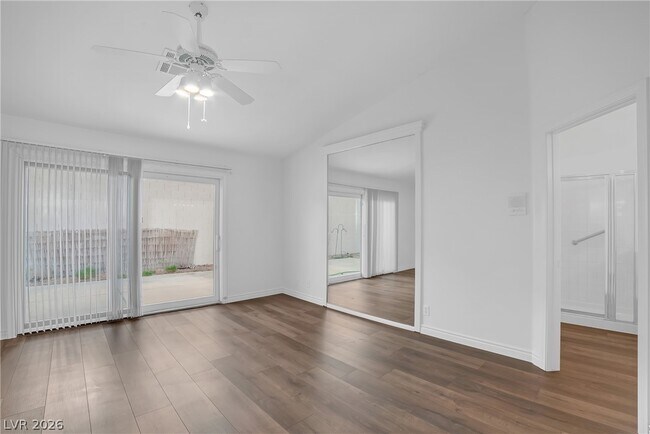 Building Photo - 164 Cloudcrest Dr