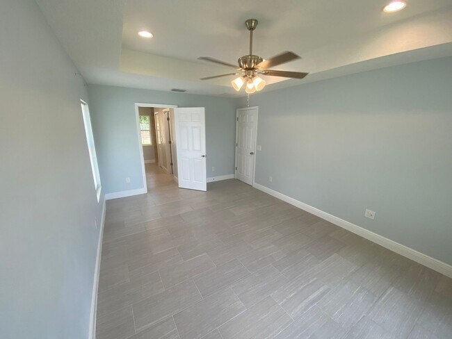 Building Photo - Beautiful, Newer Constructed, Unfurnished, Family Friendly, ANNUAL LEASE In Summerfield