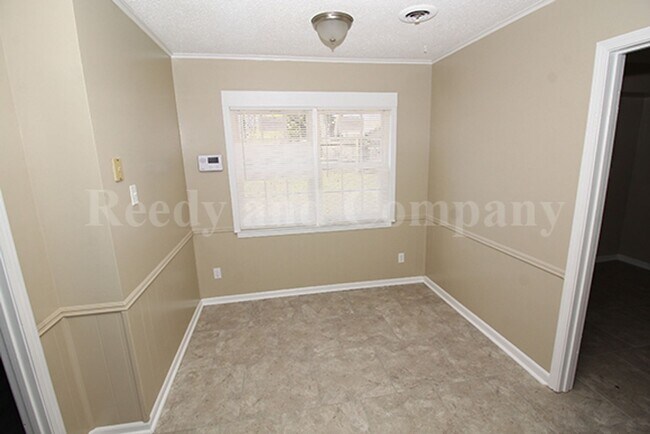 Building Photo - 5901 Tishomingo Dr