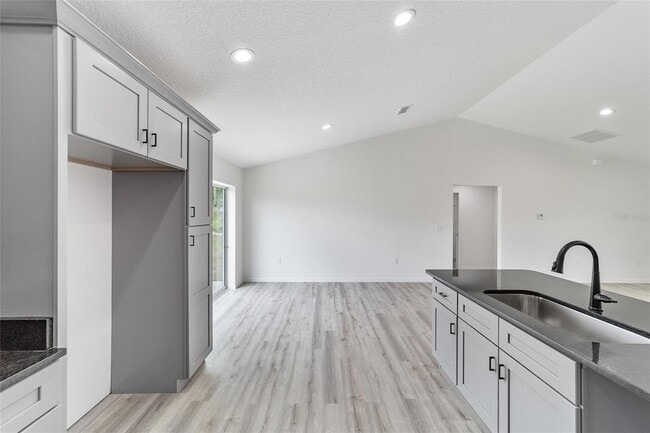 Building Photo - 5058 SW 154 Loop