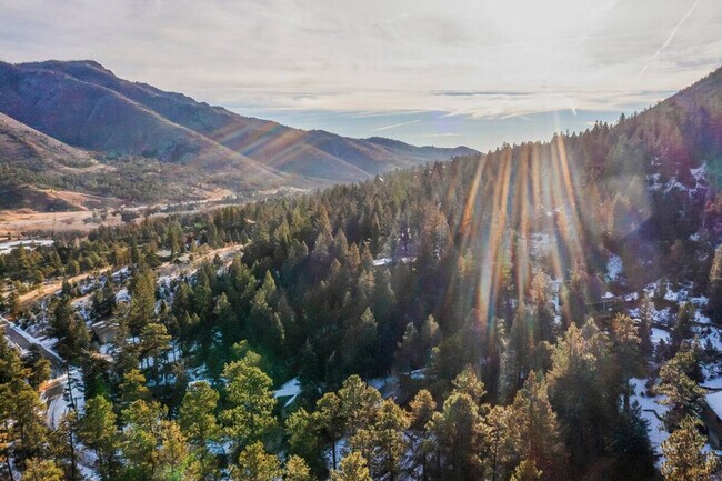 Building Photo - 9415 Ute Rd