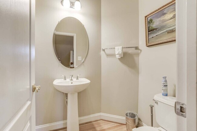 Building Photo - BEAUTIFUL 4 LEVEL TOWNHOME IN GERMANTOWN. 4 BEDROOM, 4.5 BATHS