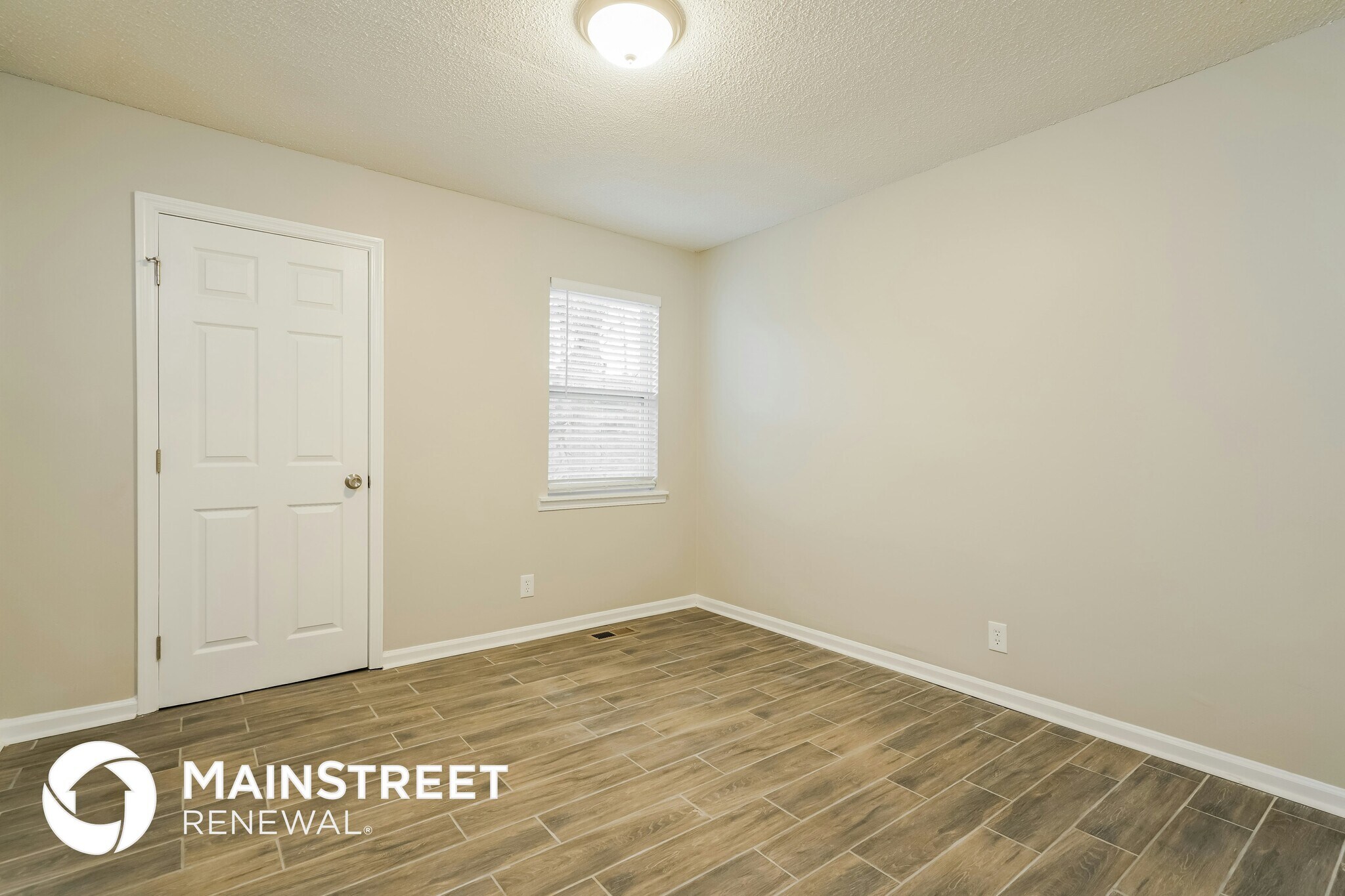 Building Photo - 2488 Carol Cir