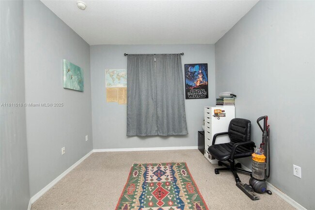Building Photo - 814 SW 143rd Terrace