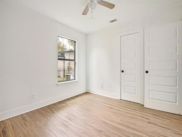 Building Photo - 616 Leyenda Dr