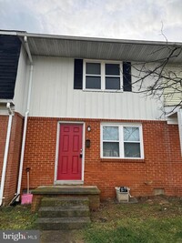 Building Photo - 212 Page St