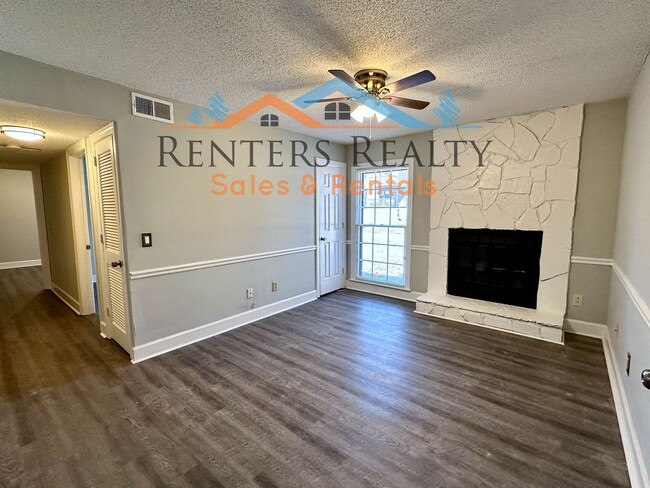 Primary Photo - 2 Bedroom Condo on Chapman Mountain