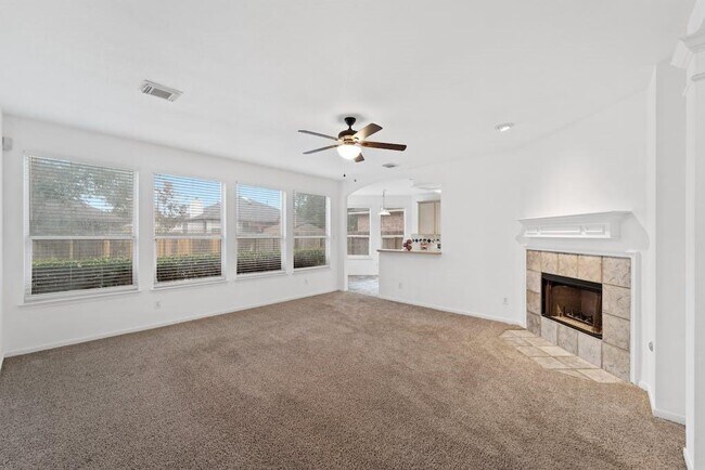 Building Photo - 1608 Courtney Ln