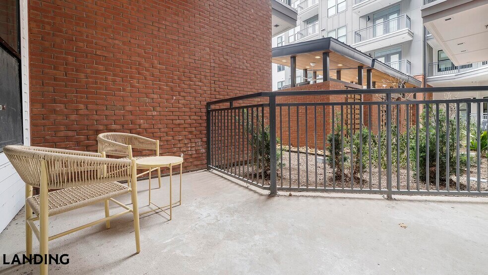 Building Photo - 3706 Goodwin Ave